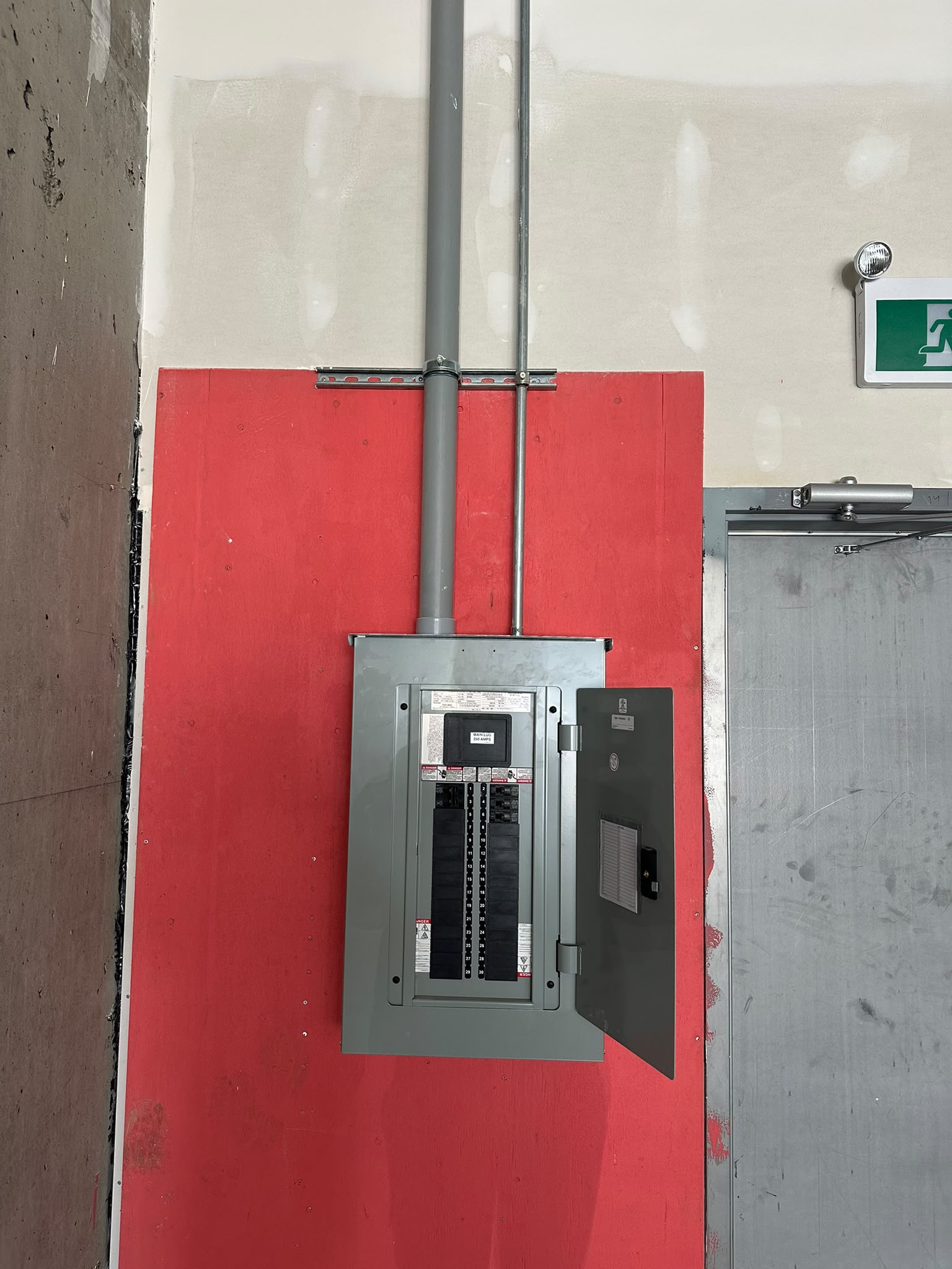 Completed electrical project, photo 6