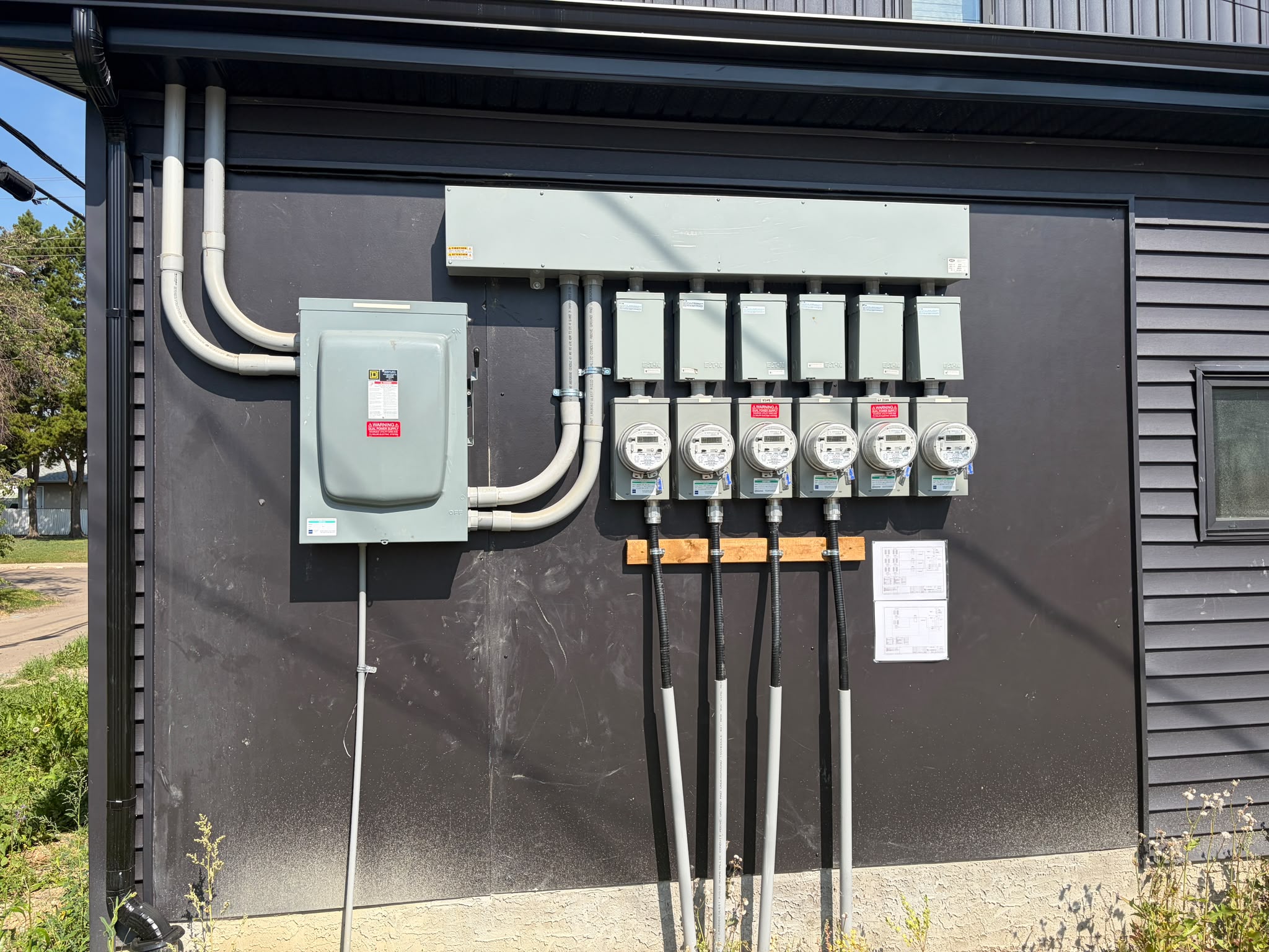Completed electrical project, photo 1